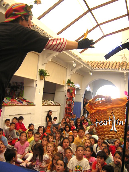 Cuentos del mundo Teatrín